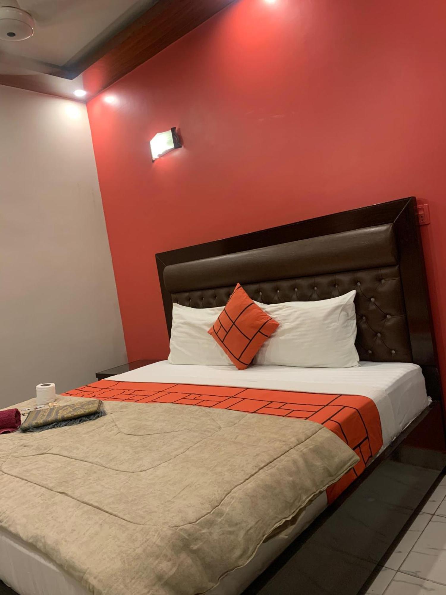 Goho Rooms Badar Karachi Exterior photo